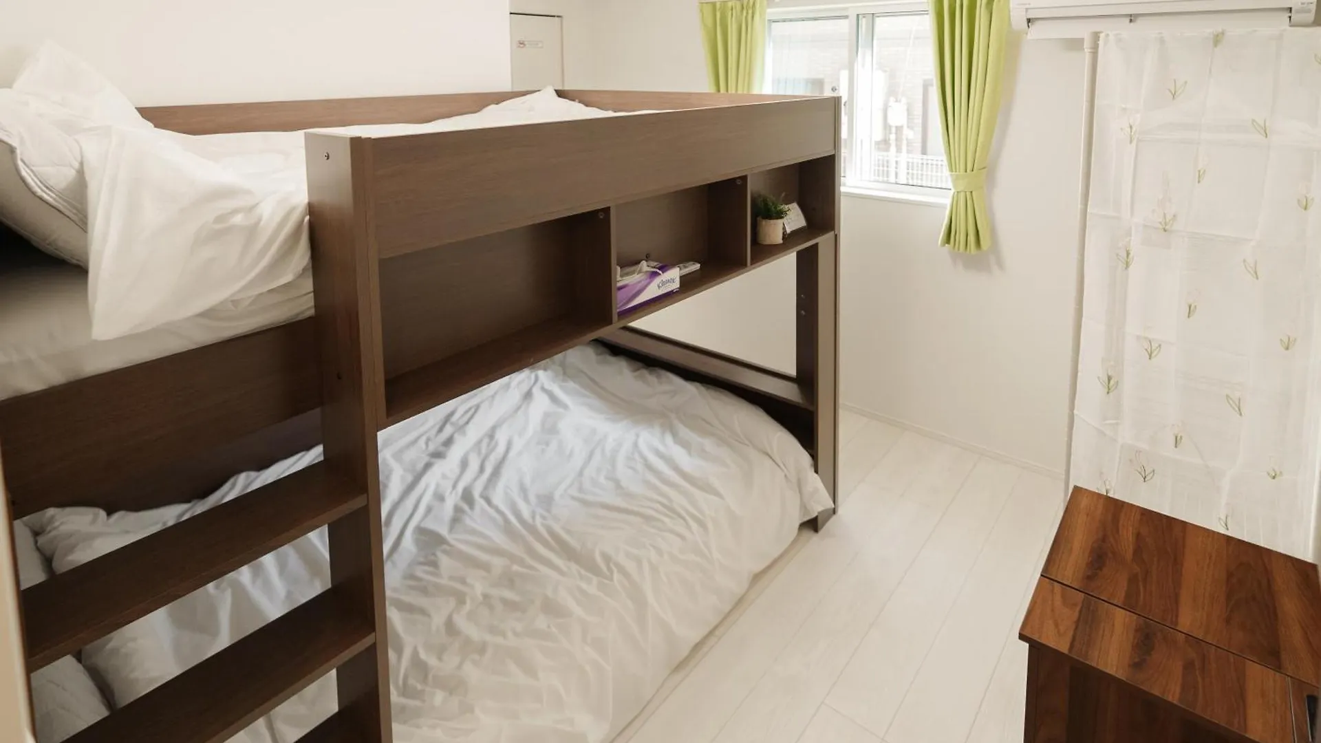 Holiday home I Hotel Skytreeまで14分 最大10人 新築 一戸貸 Wifi完備 洗濯乾燥機 駐車場二台分 植物好き Tokyo Japan
